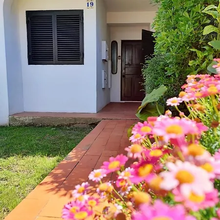 Aldeamento Dos Beijinhos Apartman *